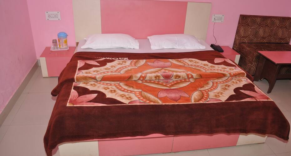 Shri Ram Palace Hotel, Katra 3